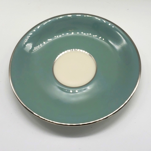 LENOX KINGSLEY X445 CHINA SERVICE for (4) 5 piece setting/ Platter/Replacements - Picture 9 of 16